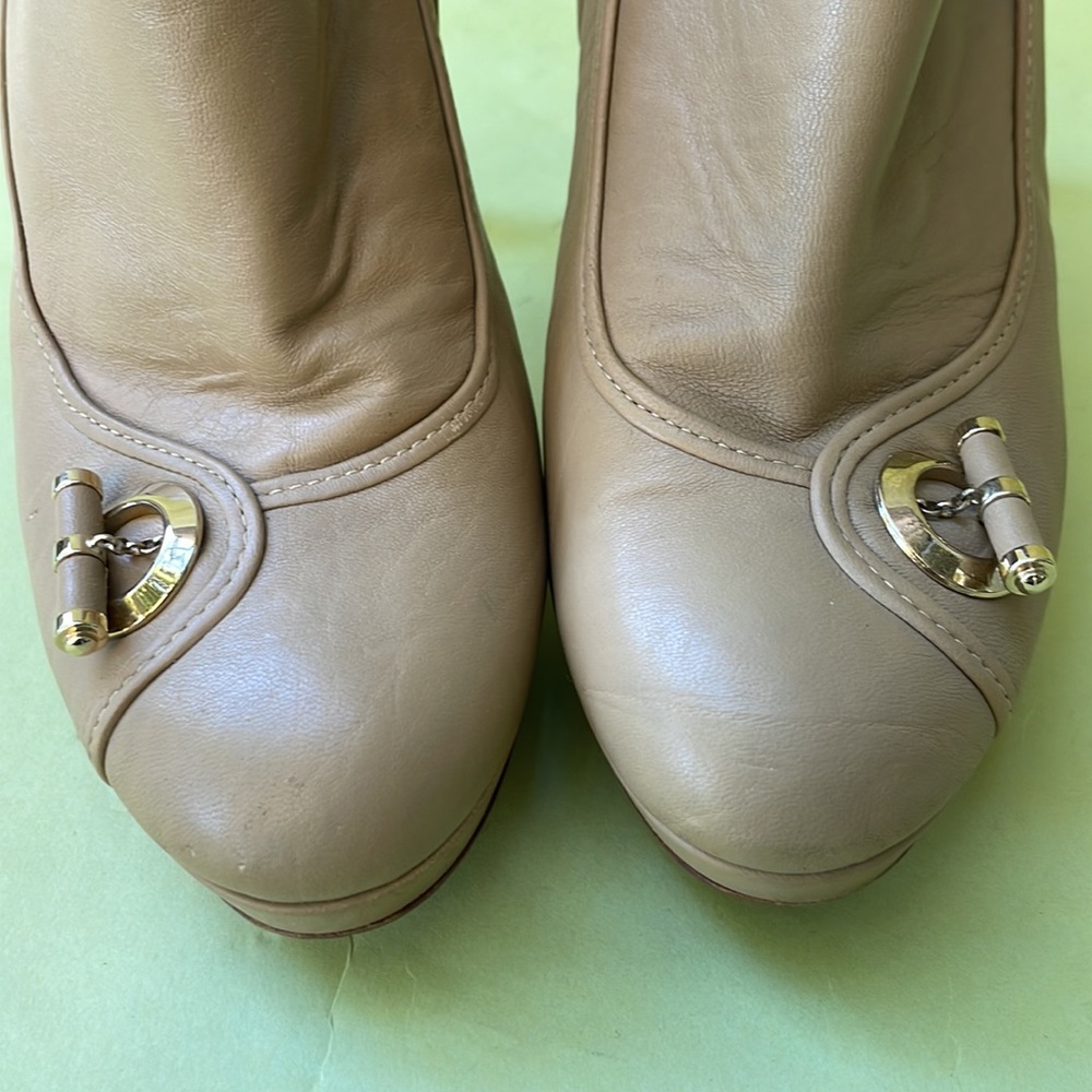 Dark cream/gold Christian Dior all leather booties - Picture 7 of 16